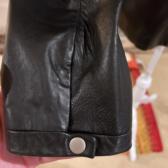 Women’s Kenneth Cole Reaction leather waist jacket, front zip, NWOT, XL - Picture 4 of 7